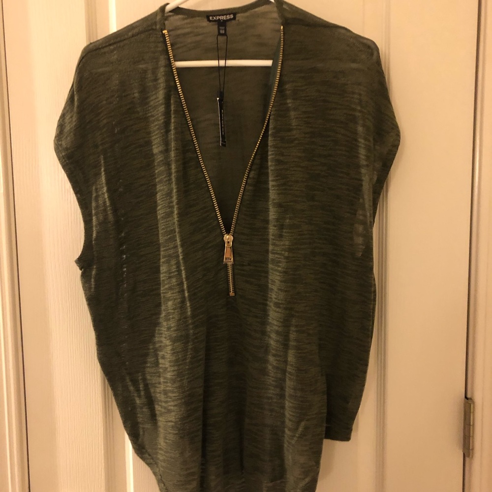 🆕Express Olive Green Top